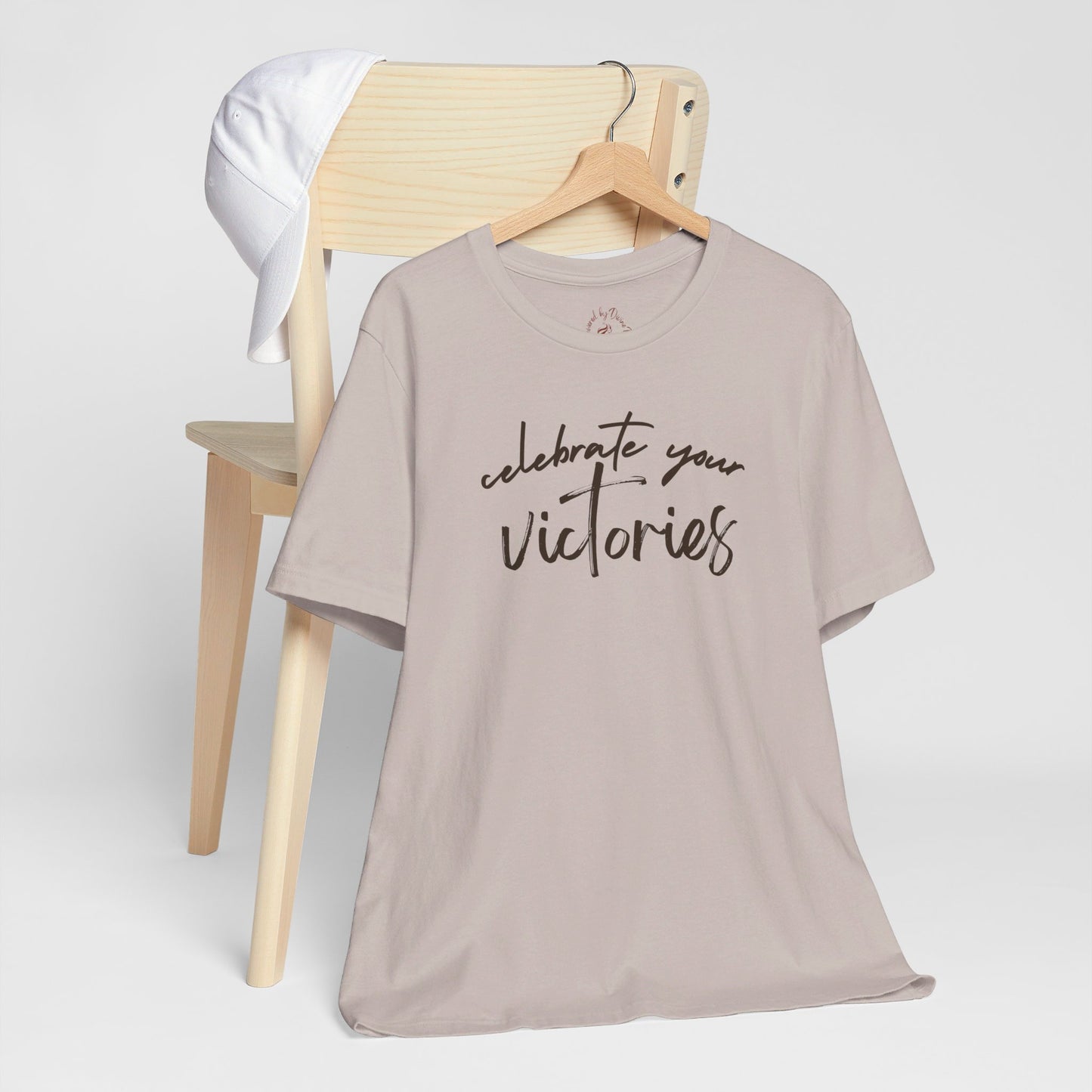 Oasis Creations Victorious in Christ Short Sleeve Tee